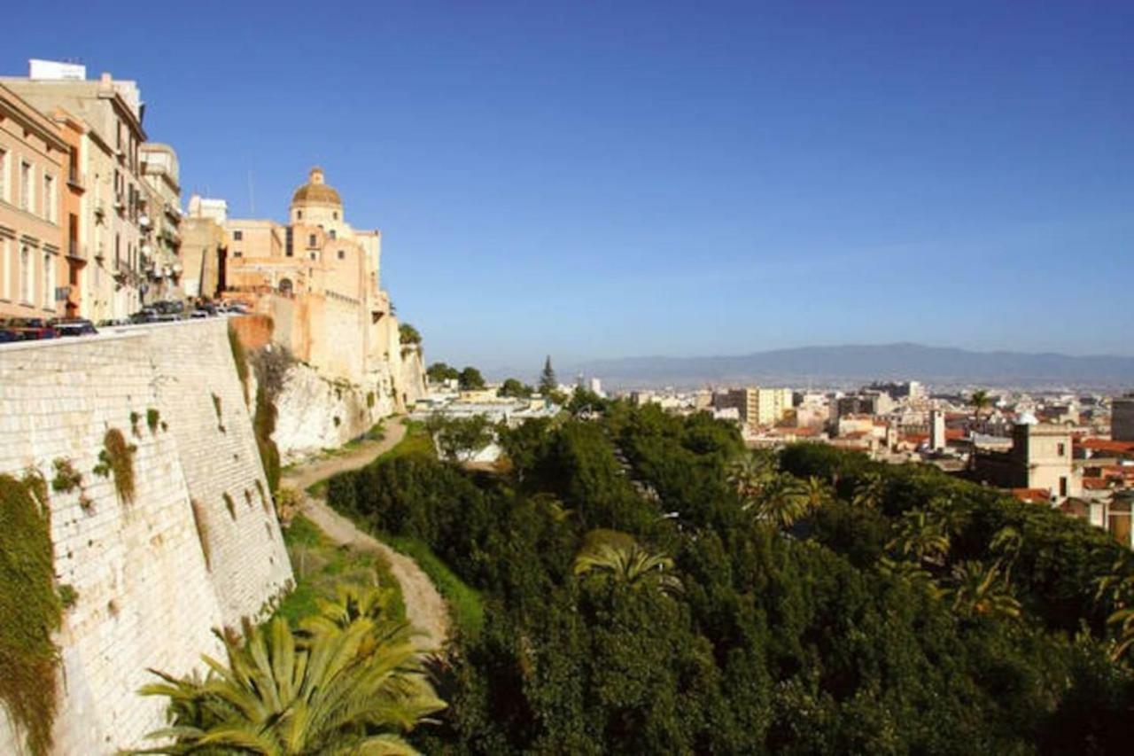 Kairos Disigiu - City Centre Cagliari Exterior foto